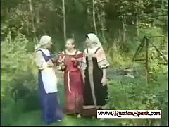 Порно случайная встреча в лесу
